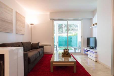 Riviera Home Мандельё-ла-Напуль Экстерьер фото